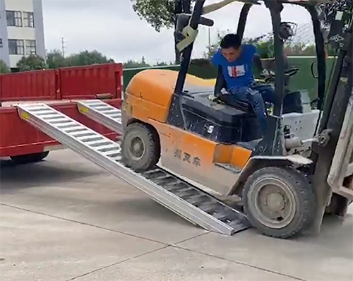 吴忠铝合金梯子的安全问题必须高度重视